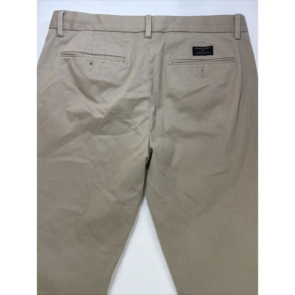 Banana Republic Men’s Khaki Fulton Skinny Fit Chinos Size 33/32
